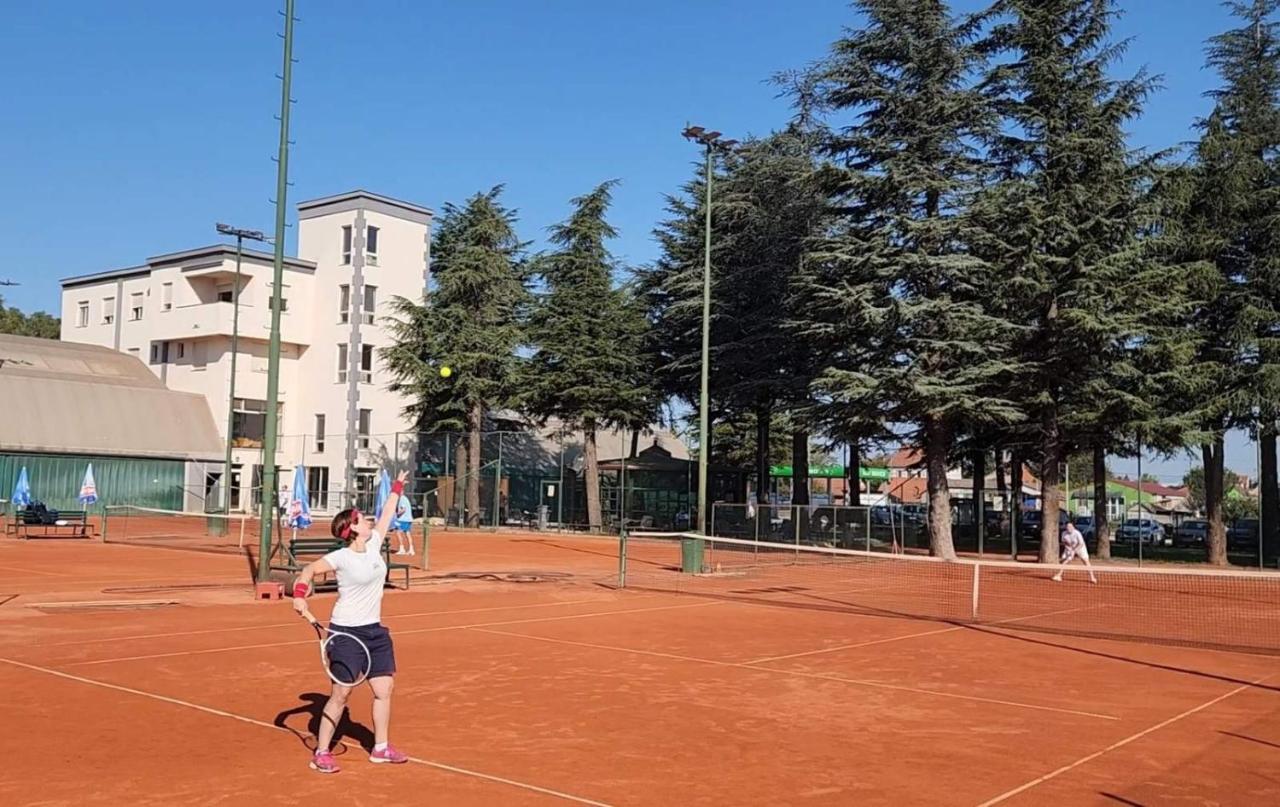 Roomsapartments Popcourt Pančevo Екстериор снимка